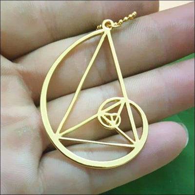 Collier Nombre d'or - Maison de la Science